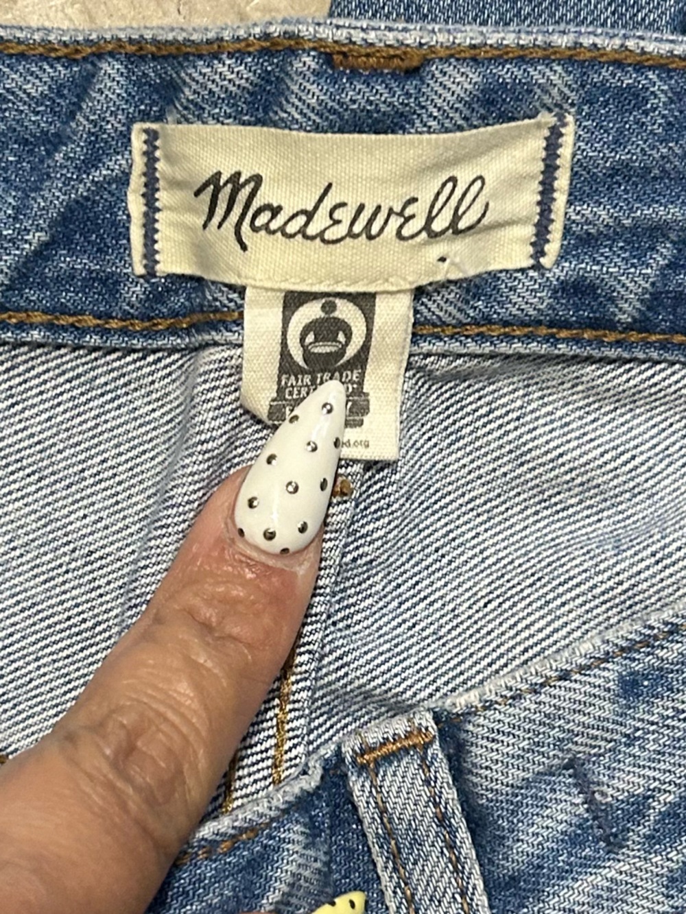 Madewell Darted Barrel-leg jean - Picture 4 of 7